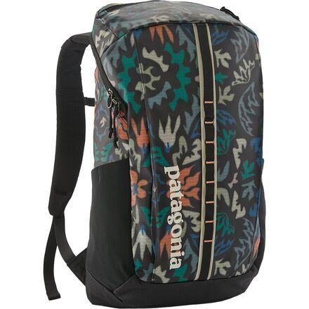 Black Hole 25L Backpack by PATAGONIA