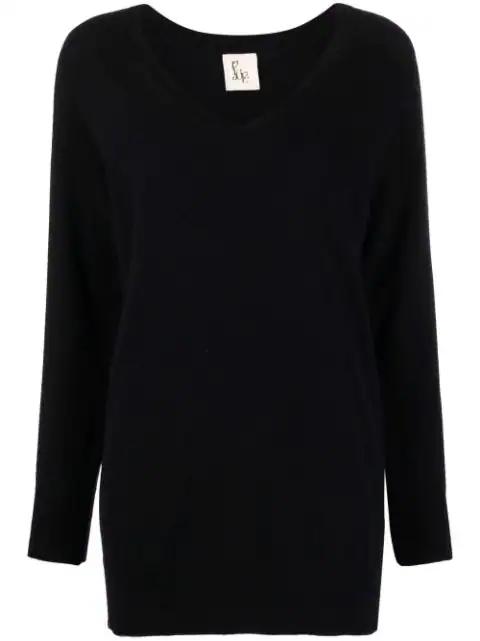 V-neck knit jumper by PAULA