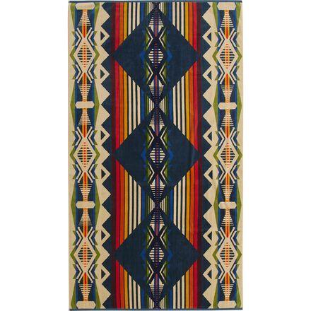 Oversized Jacquard Towel by PENDLETON