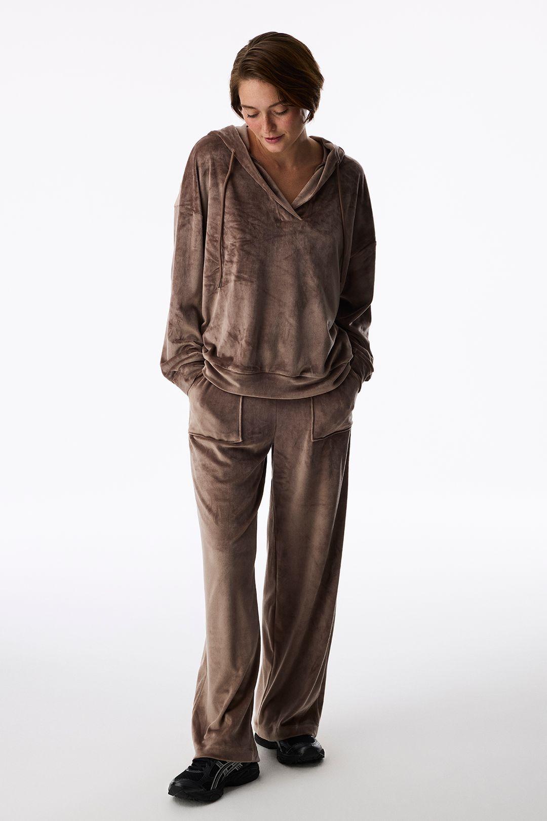 Soft Velvet Front Pocket Trousers by PENTI