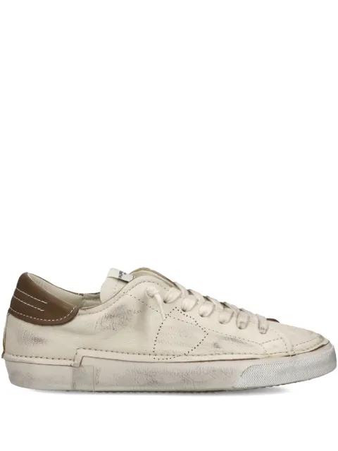 distressed leather low-top sneakers by PHILIPPE MODEL PARIS