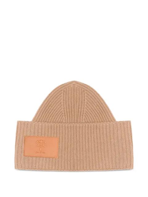 logo-patch beanie hat by PLACE OF ELMS