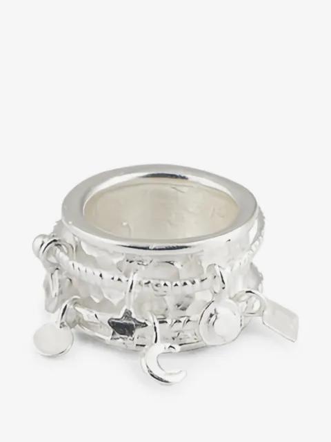 charm-detail hammered-effect ring by POISONED HEARTS