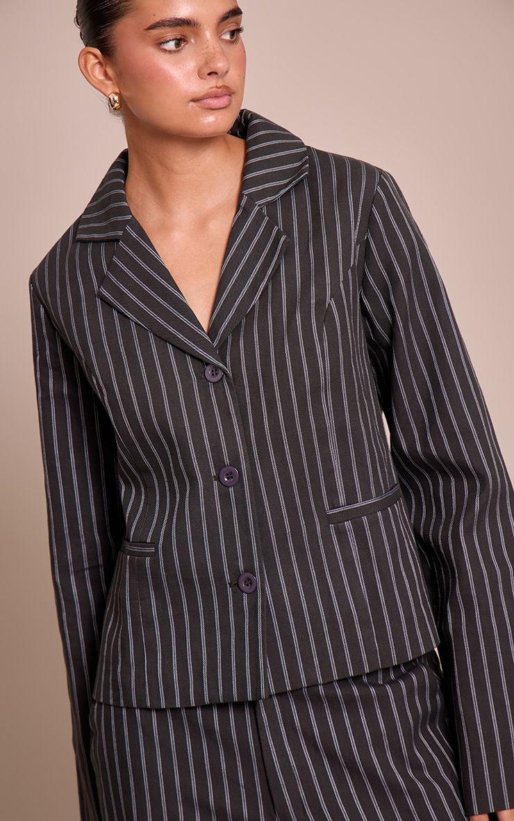 Dark Navy Pinstriped Cropped Fitted Blazer by PRETTYLITTLETHING