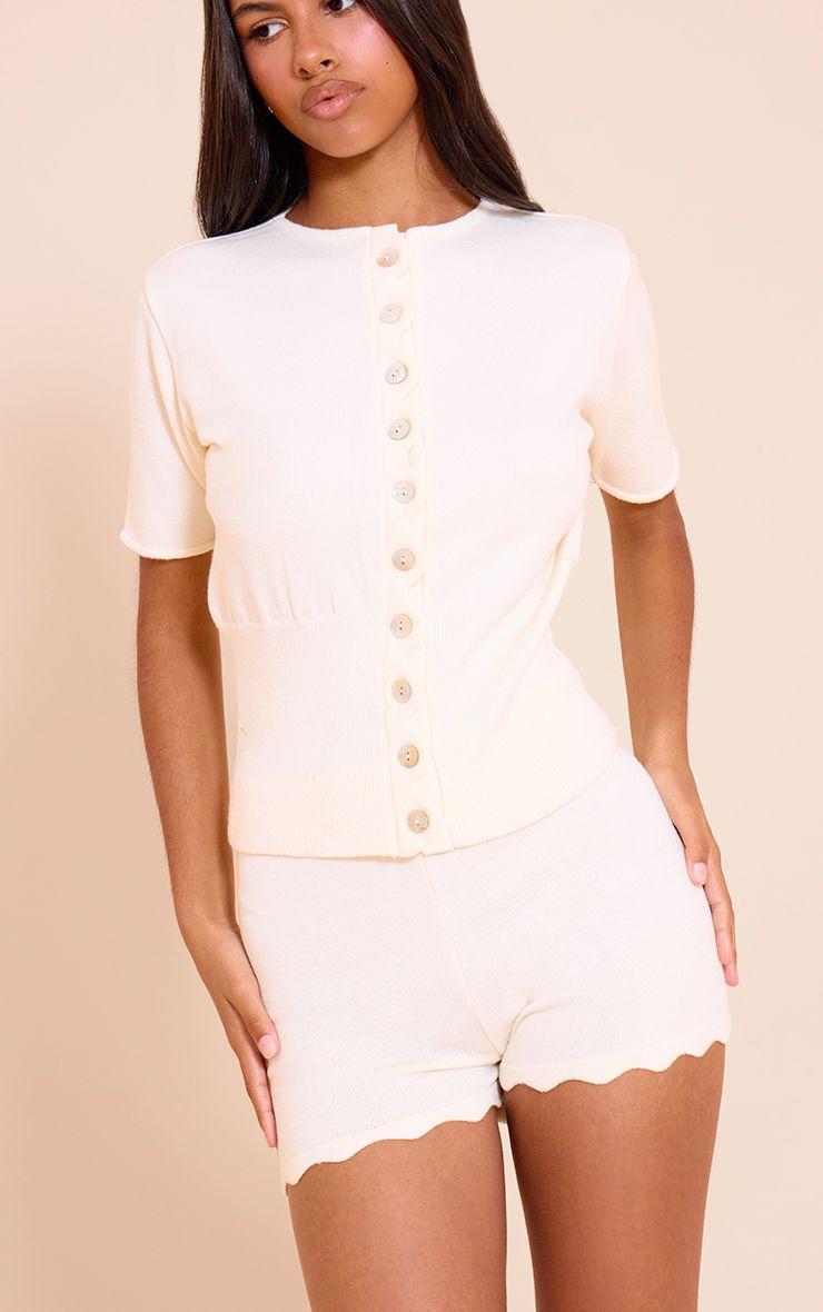 Petite  Scallop Edge Shorts by PRETTYLITTLETHING