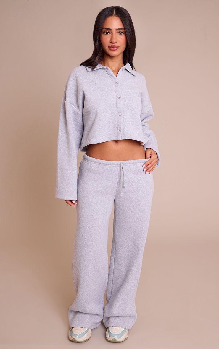 Petite  Thin Waistband Straight Leg Joggers by PRETTYLITTLETHING