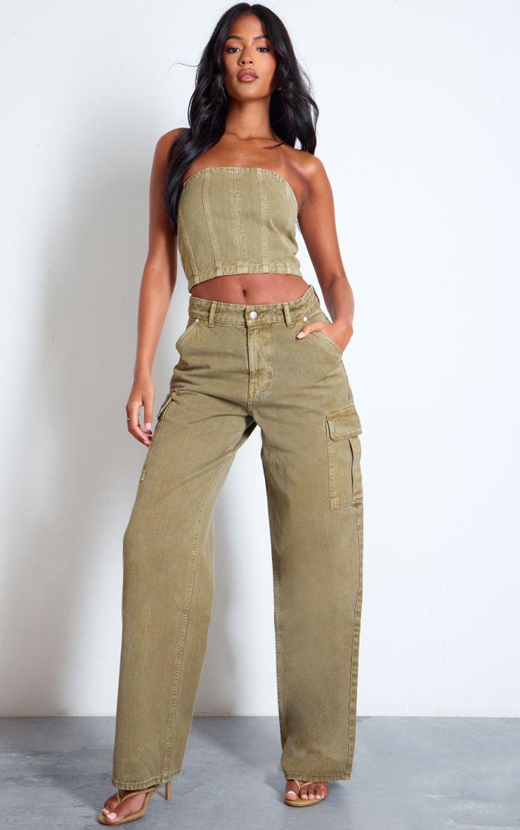 Tall  Low Rise Wide Leg Cargo Jeans by PRETTYLITTLETHING