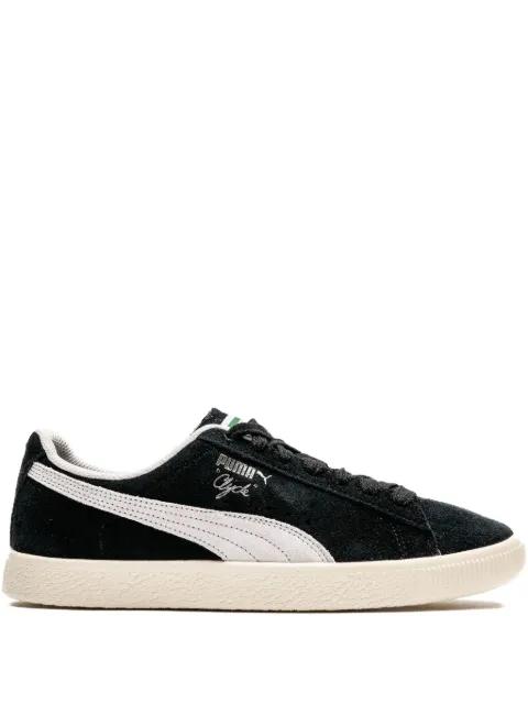 Clyde Hairy Suede "Black" sneakers by PUMA