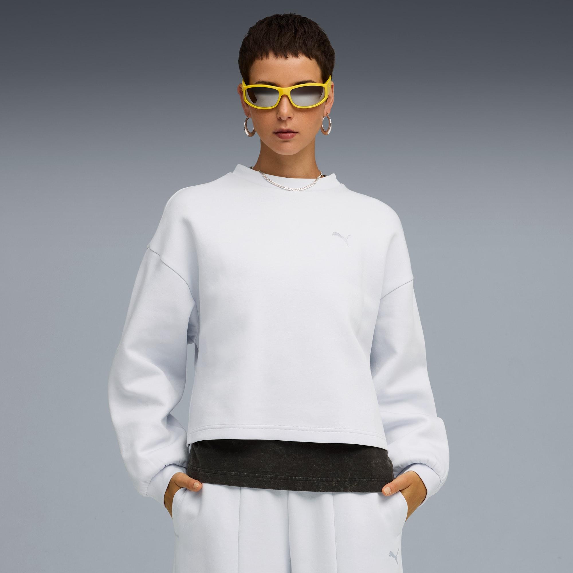 PUMA Wardrobe Essentials Women's Oversized Crew Neck Sweatshirt by PUMA PUMA Wardrobe Essentials Women's Oversized Crew Neck Sweatshirt by PUMA