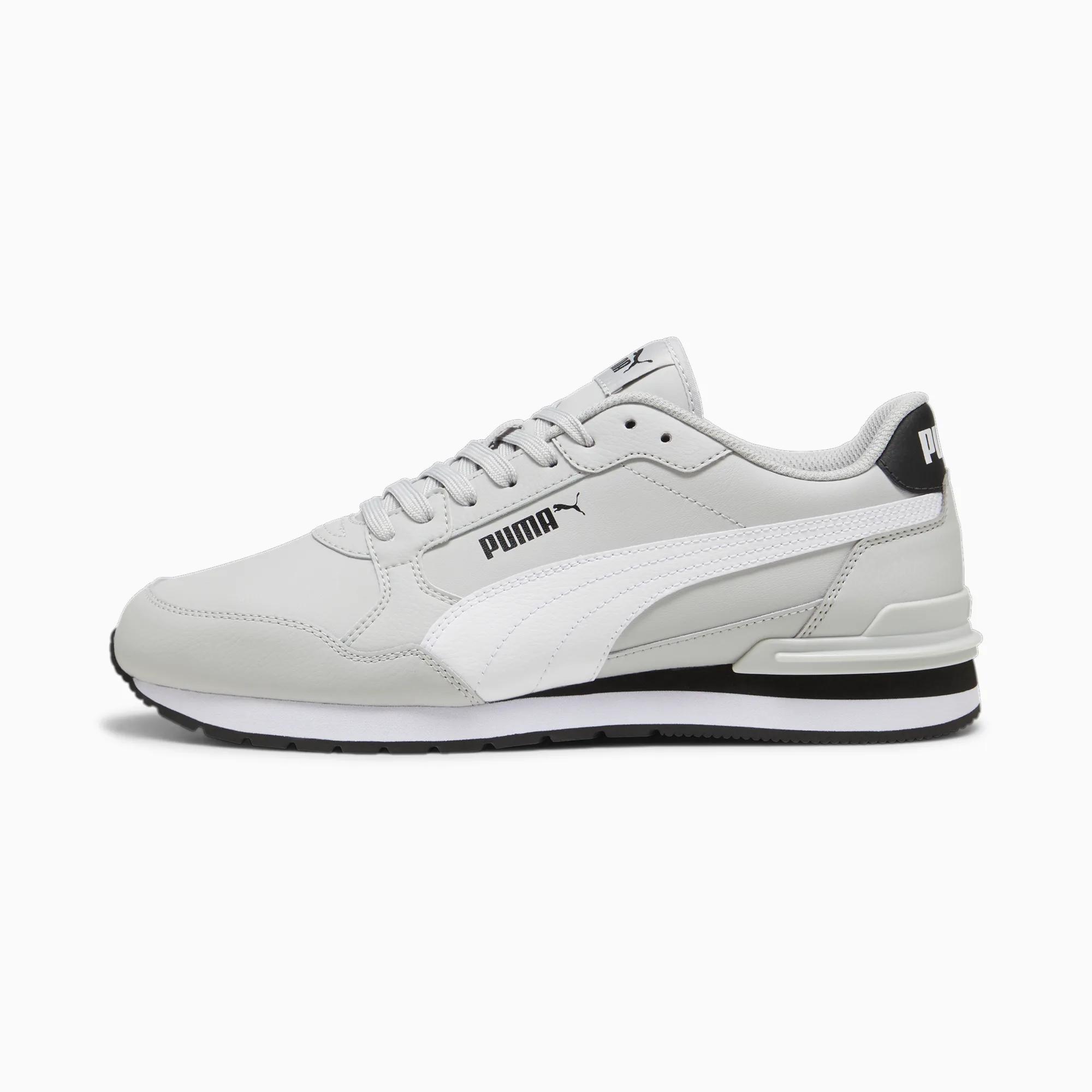 ST Runner v4 Leather Men's Sneakers by PUMA