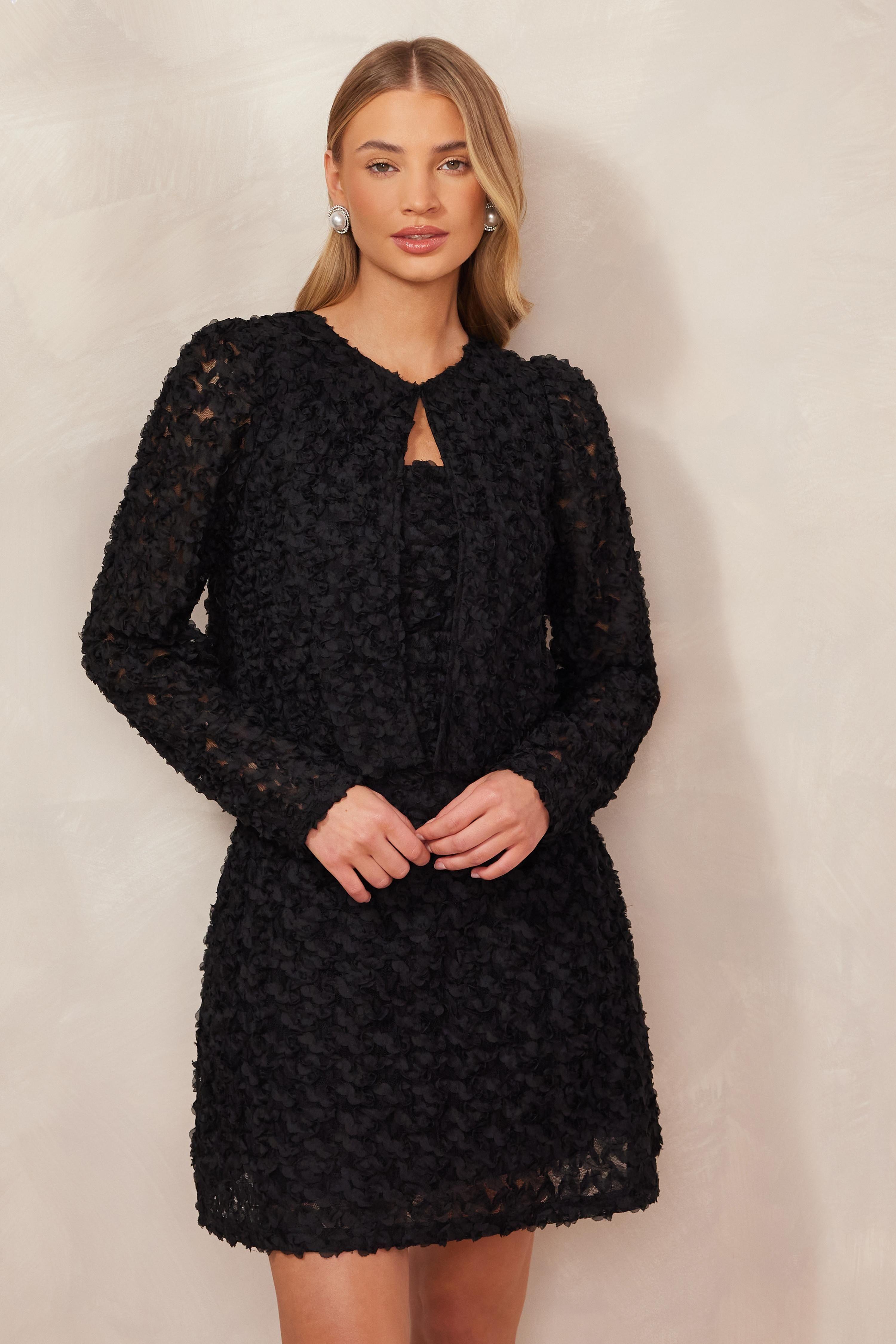 Black Chiffon Floral Cropped Jacket by QUIZ