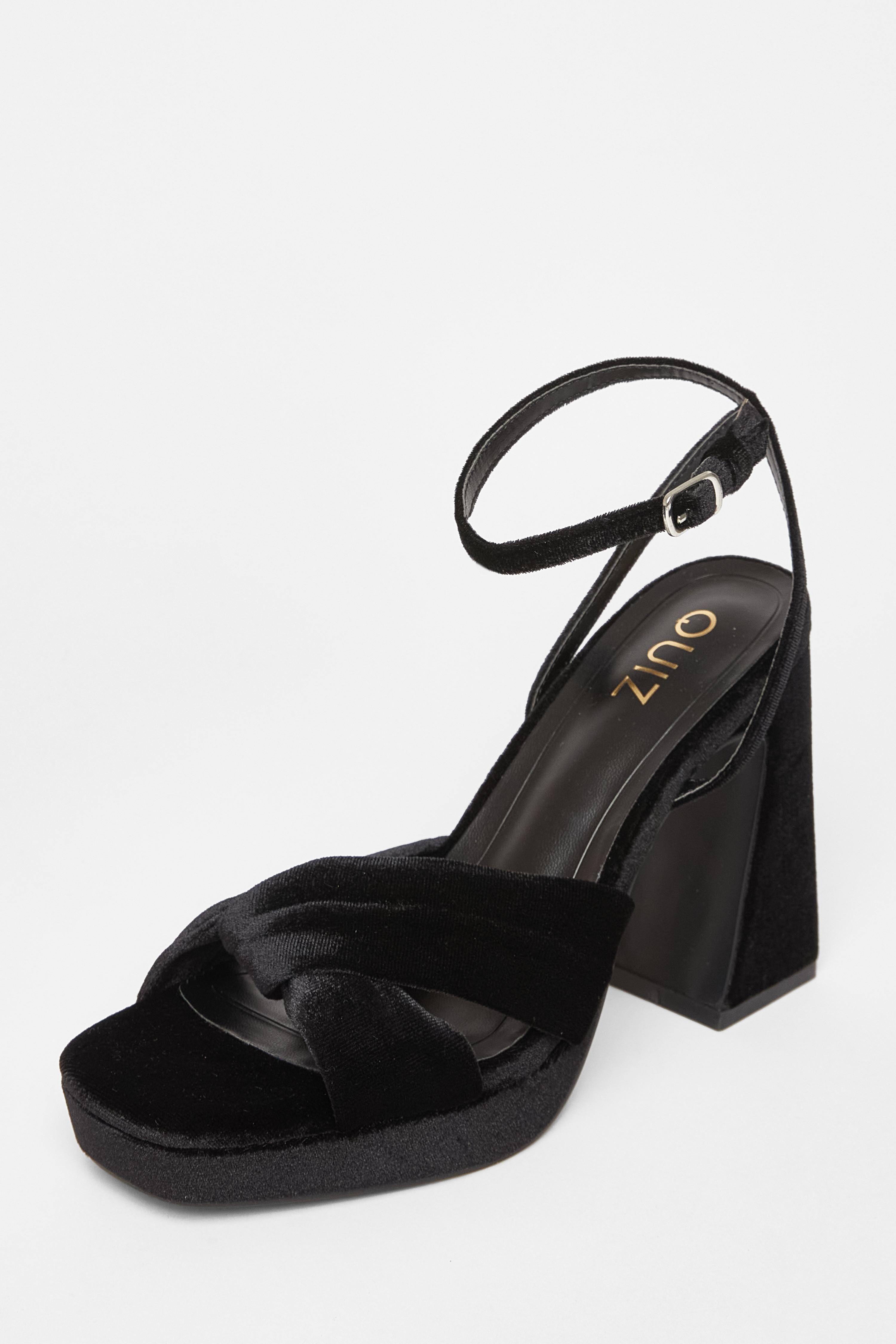 Black Knot Front Platform Heels by QUIZ