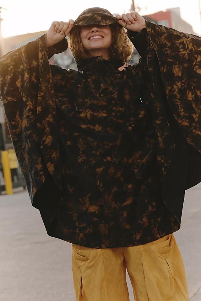 RAINS W3 Rain Cape by R AI NS | F P MOVEMENT