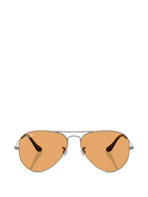 Aviator sunglasses by RAY-BAN