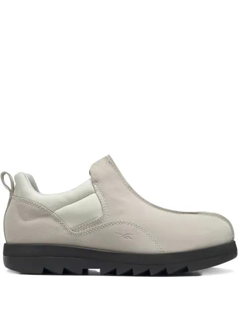 Beatnik Moc "Modern Beige" trainers by REEBOK