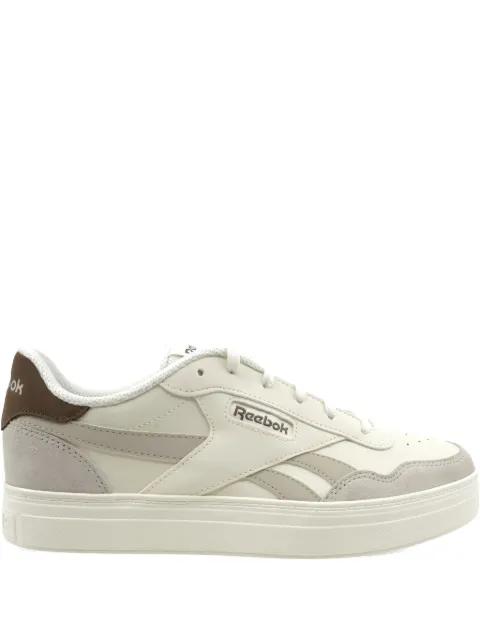 Court Advance trainers by REEBOK