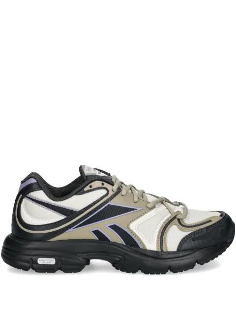 Road Plus VI trainers by REEBOK