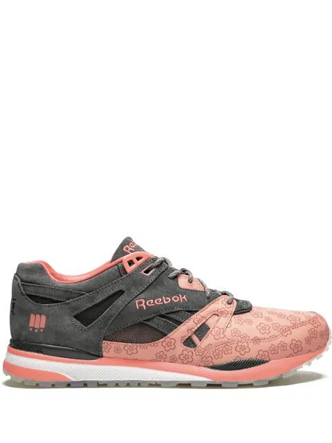 Ventilator CNT "Major DC - Cherry Blossom" sneakers by REEBOK