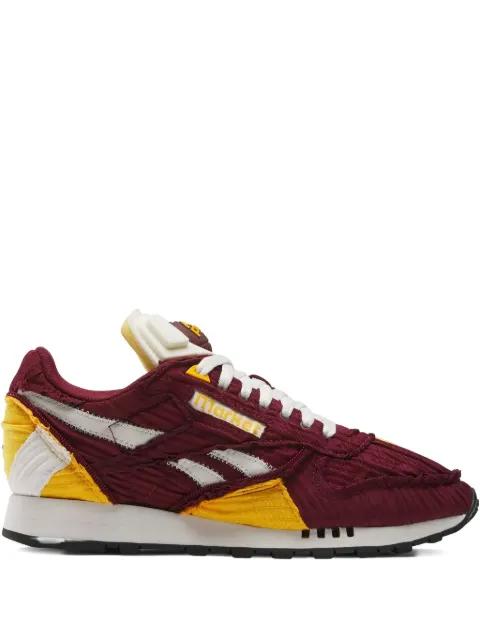 x The Pump Classic "Maroon/Yellow" sneakers by REEBOK