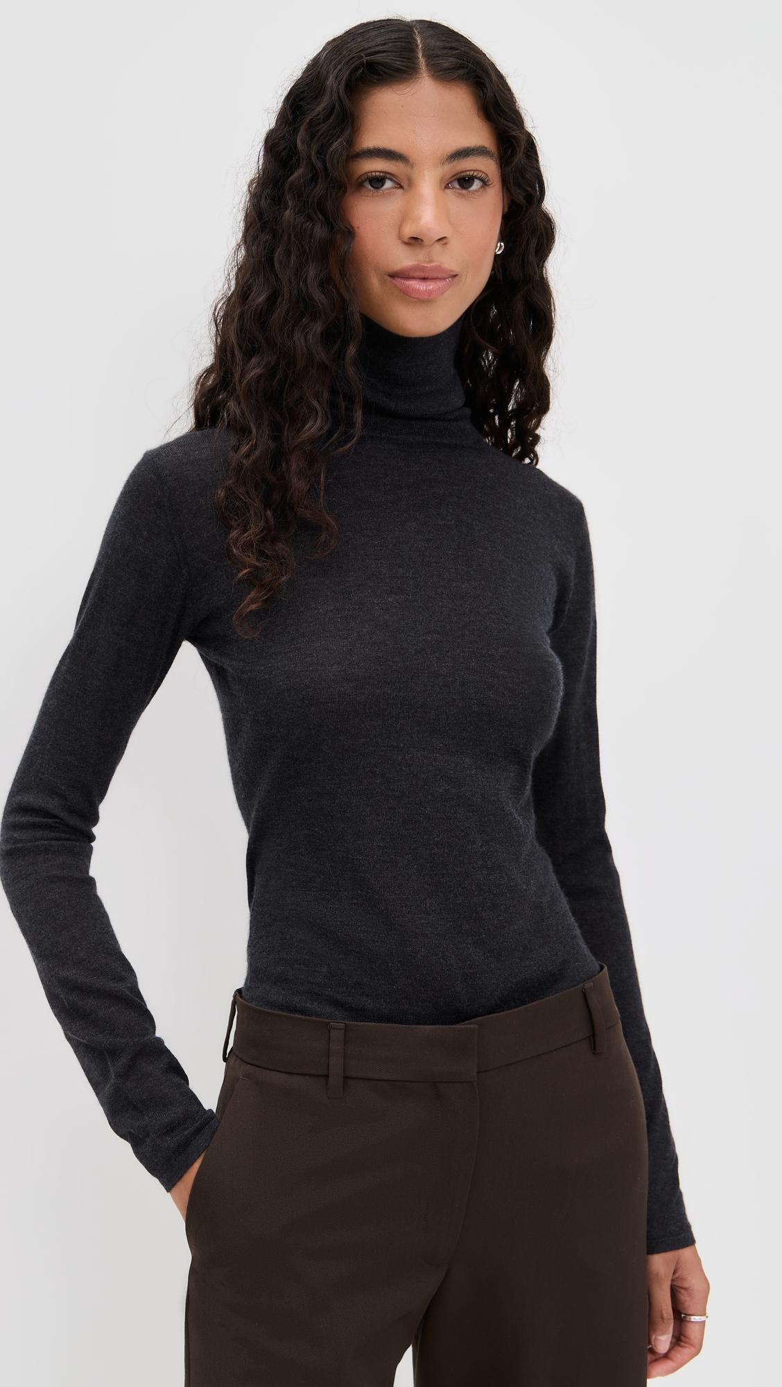 Cashmere Silk Fitted Turtleneck Top by RENGGLI