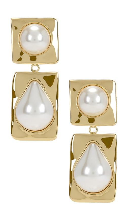 retrofete Savannah Pearl Drop Earring in Metallic Gold by RETROFETE