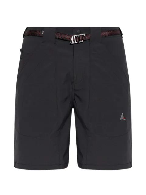 buckle-fastening shorts by ROA