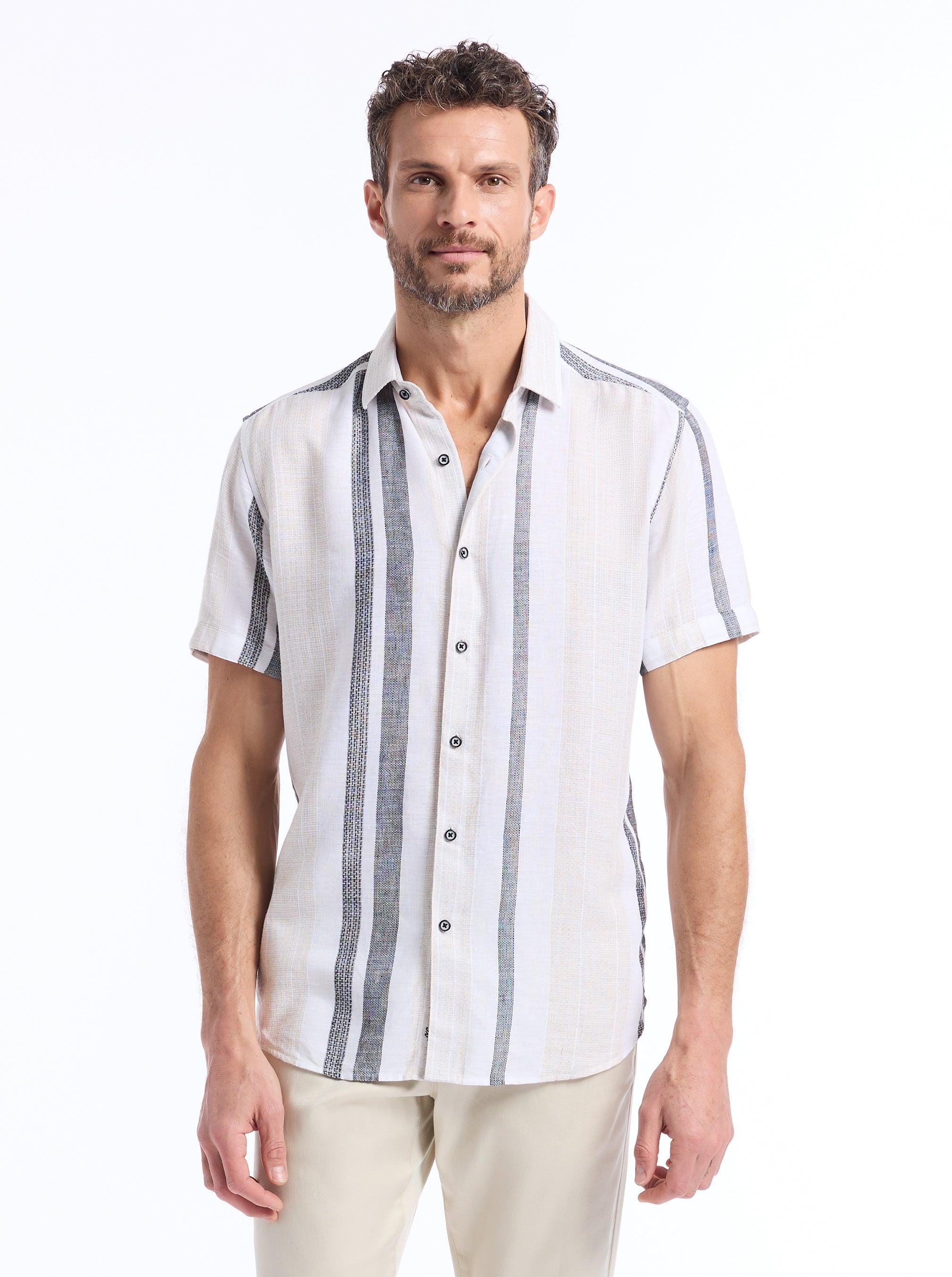 Robert Graham Makaihortleeve Button Downhirt by ROBERT GRAHAM