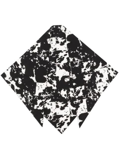 abstract-print scarf by RODEBJER
