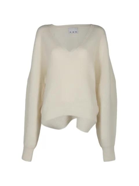 English V-neck sweater by SA SU PHI