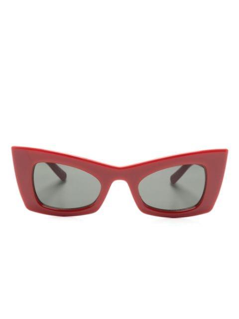 cat-eye sunglasses by SAINT LAURENT