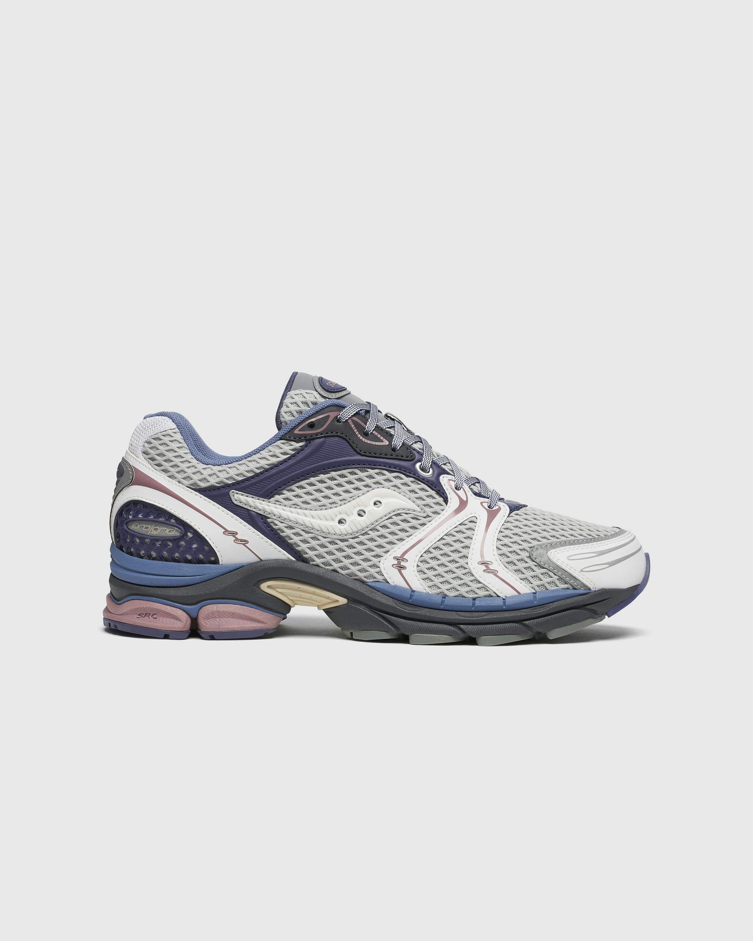ProGrid Triumph 4 by SAUCONY