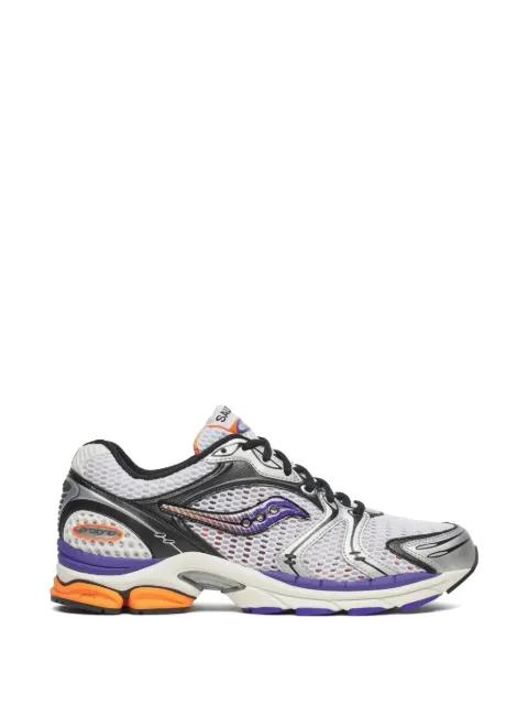 ProGrid Triumph 4 sneakers by SAUCONY
