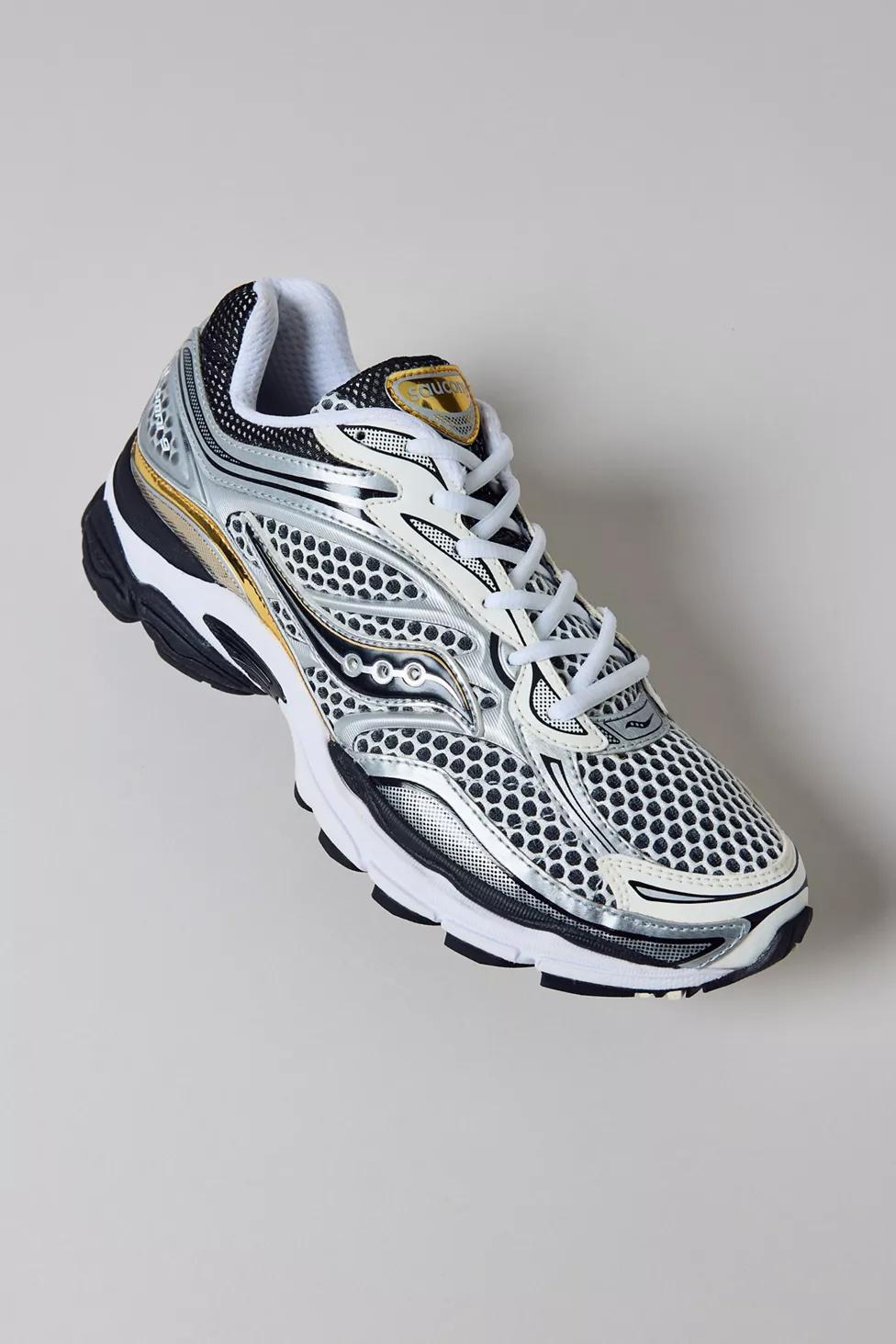 Saucony Women's ProGrid Triumph 4 Sneakers by SAUCONY