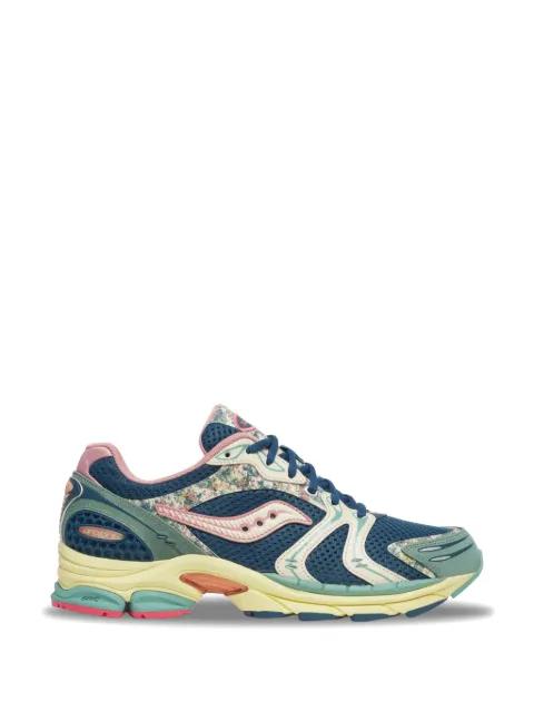 id Triumph 4 "Kissaten" panelled sneakers by SAUCONY