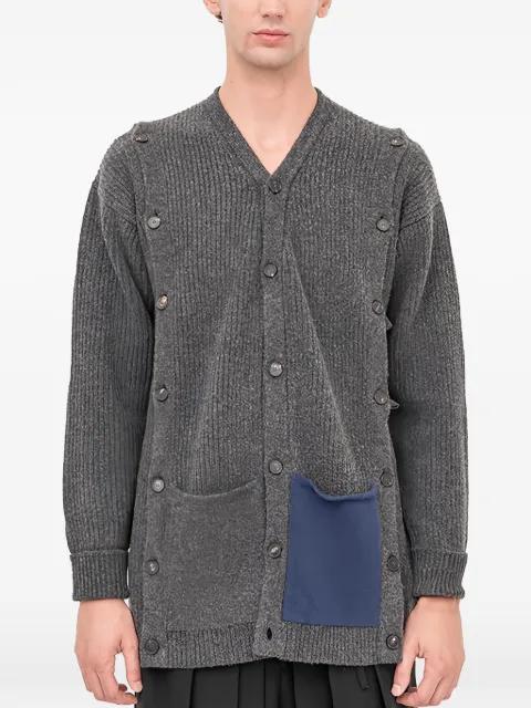 button-up contrast-pocket cardigan by SETCHU