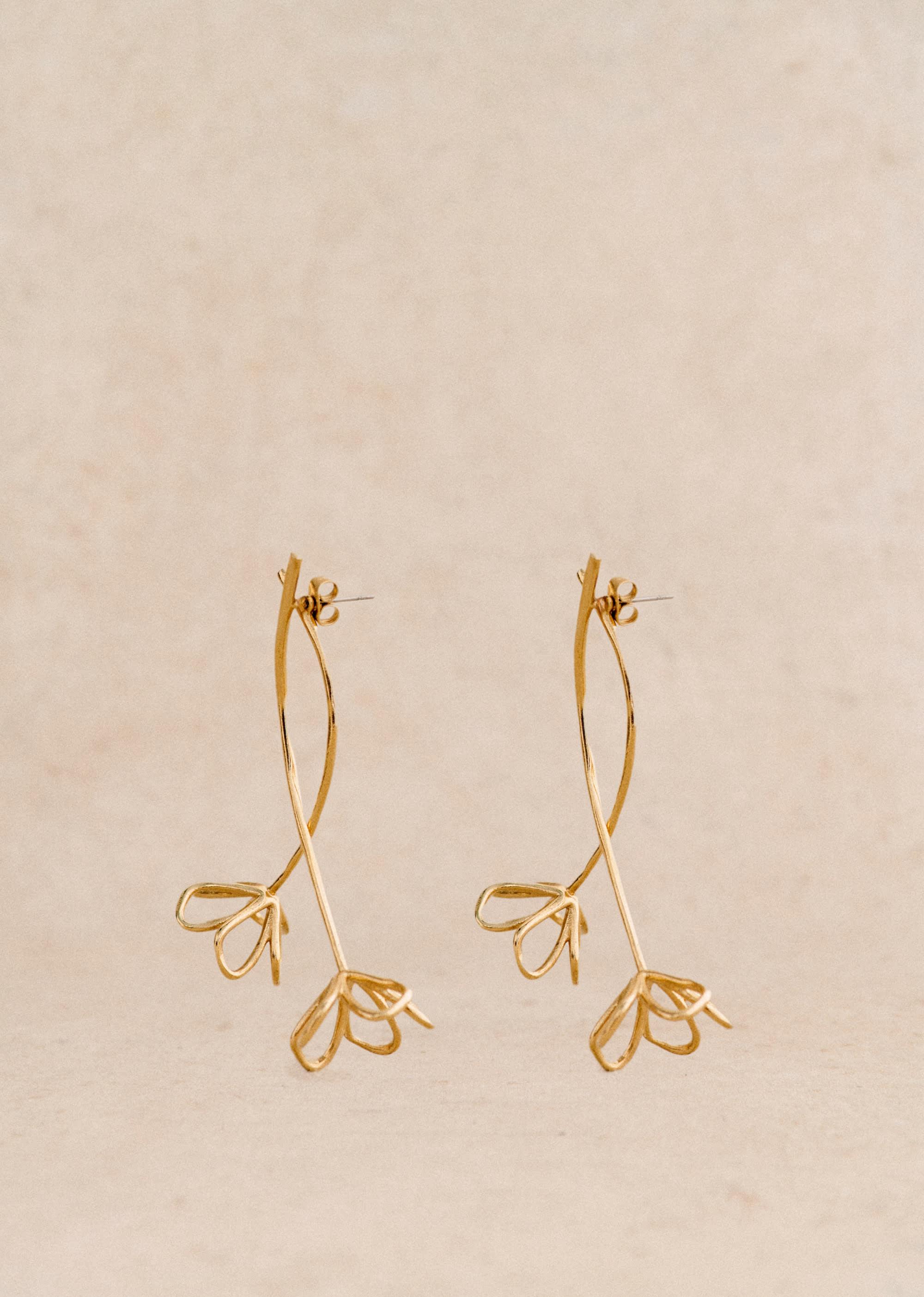 Cassiopée Earrings by SEZANE