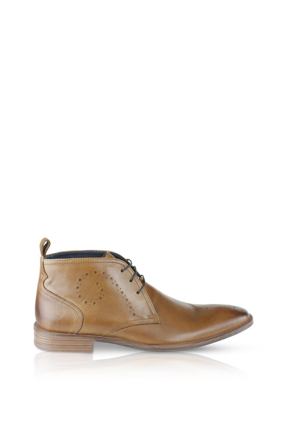 Pembroke leather Desert Chukka Boots by SILVER STREET LONDON