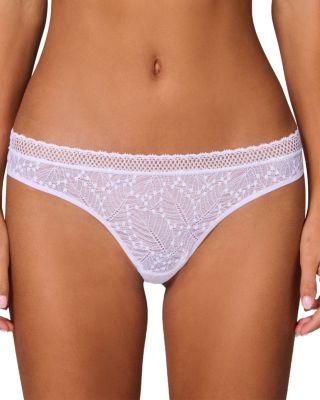 Comete Feather & Fan Lace Thong by SIMONE PERELE