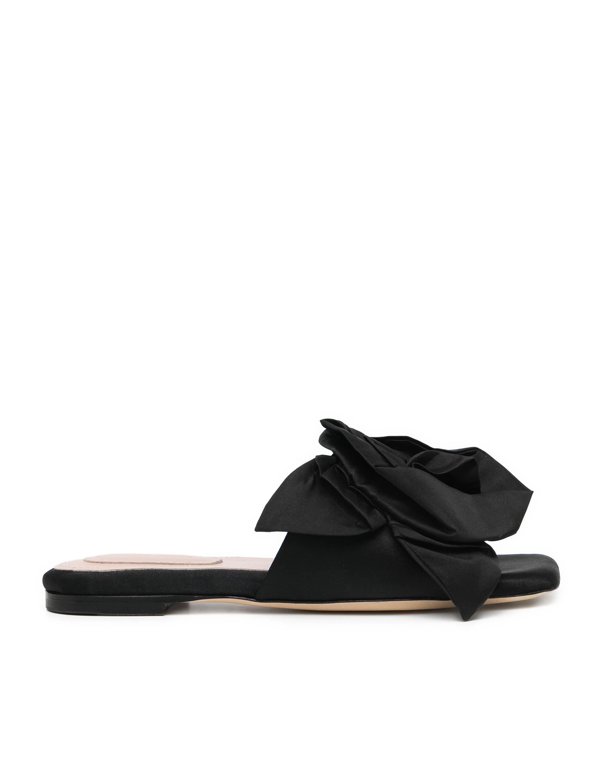Pressed rosette slides by SIMONE ROCHA