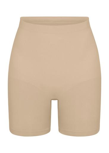 Seamless sculpt mid-thigh shorts by SKIMS