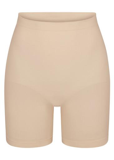 Seamless sculpt mid-thigh shorts by SKIMS