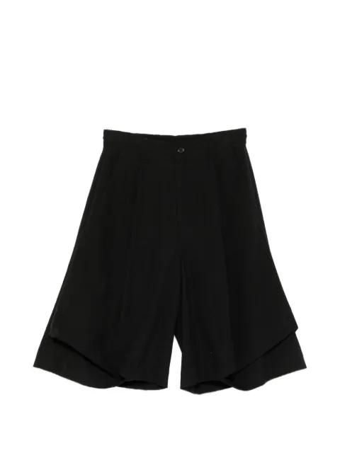button-fastening shorts by SONGZIO