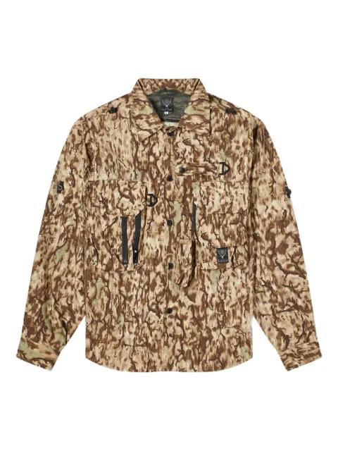 camouflage-print jacket by SOUTH2 WEST8