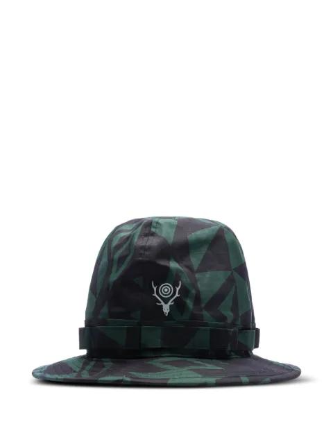 geometric-print hat by SOUTH2 WEST8