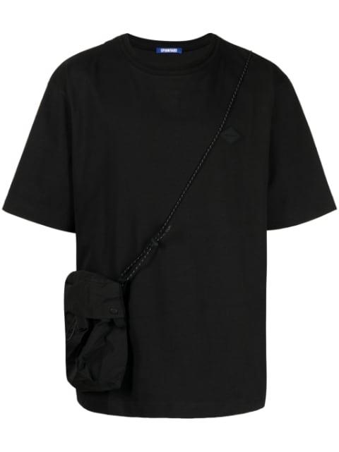 attached-pocket short-sleeve T-shirt by SPOONYARD