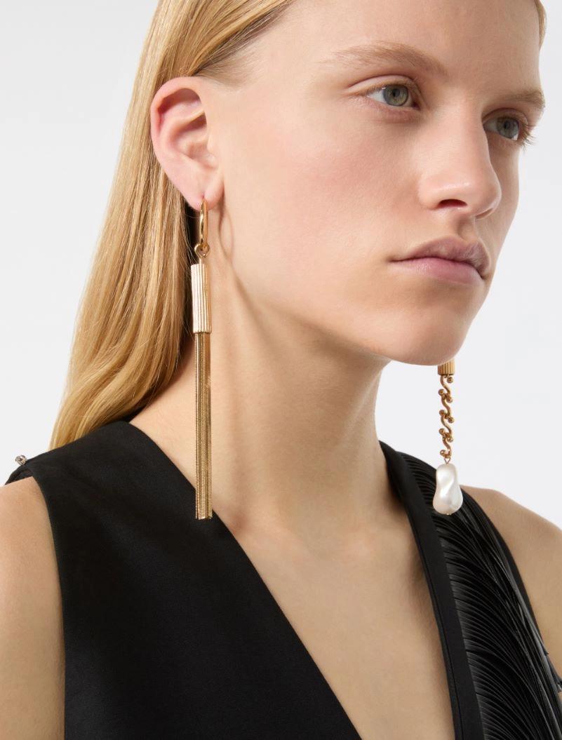 Asymmetrical metal earrings - GOLD by SPORTMAX