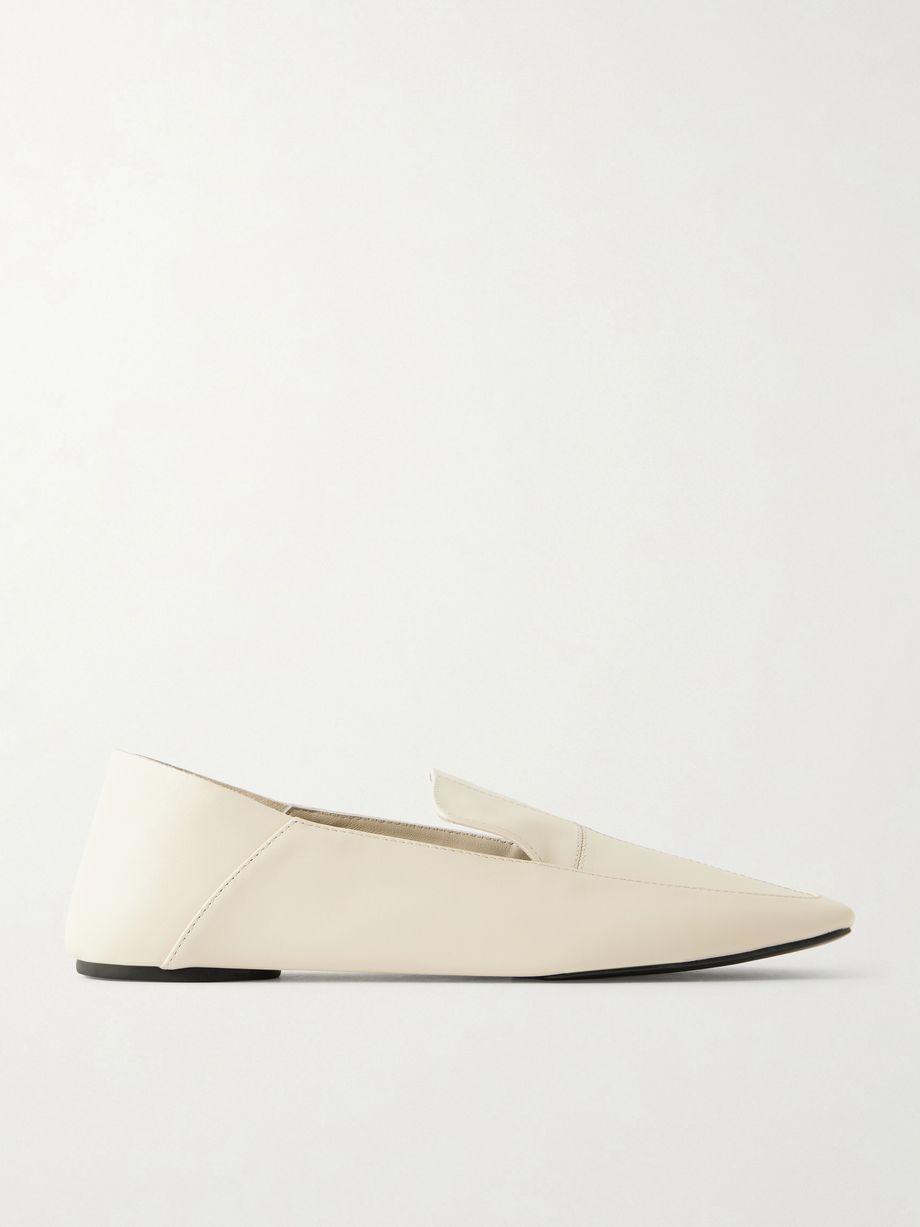 Minimal Flat leather loafer by ST. AGNI