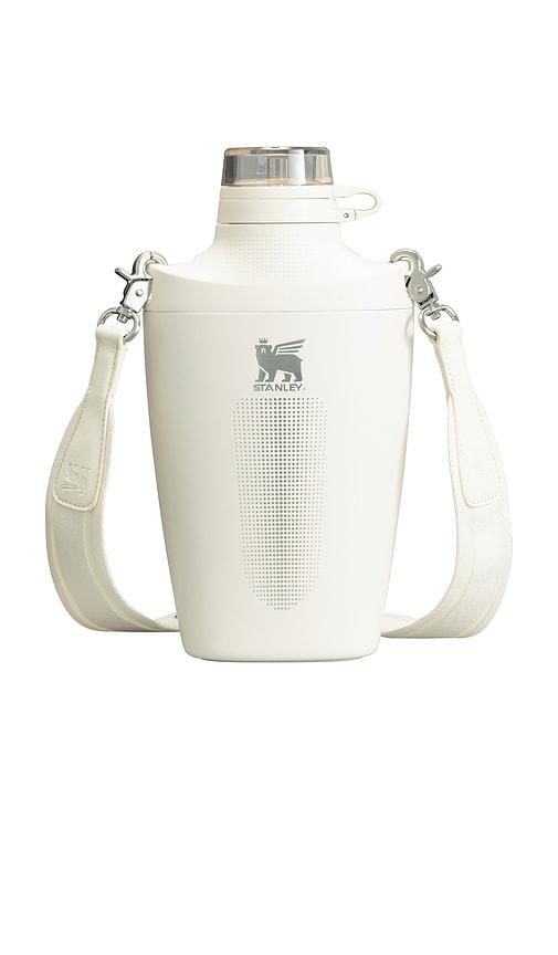 STANLEY The Stanley Cross Bottle 23 Oz in Cream by STANLEY