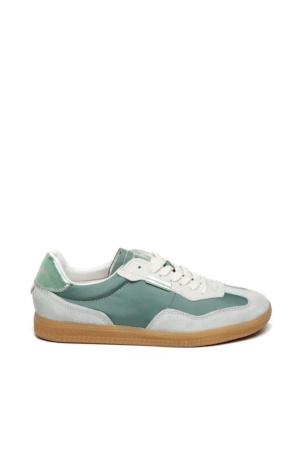 'Emporia Gmu'  Trainers by STEVE MADDEN