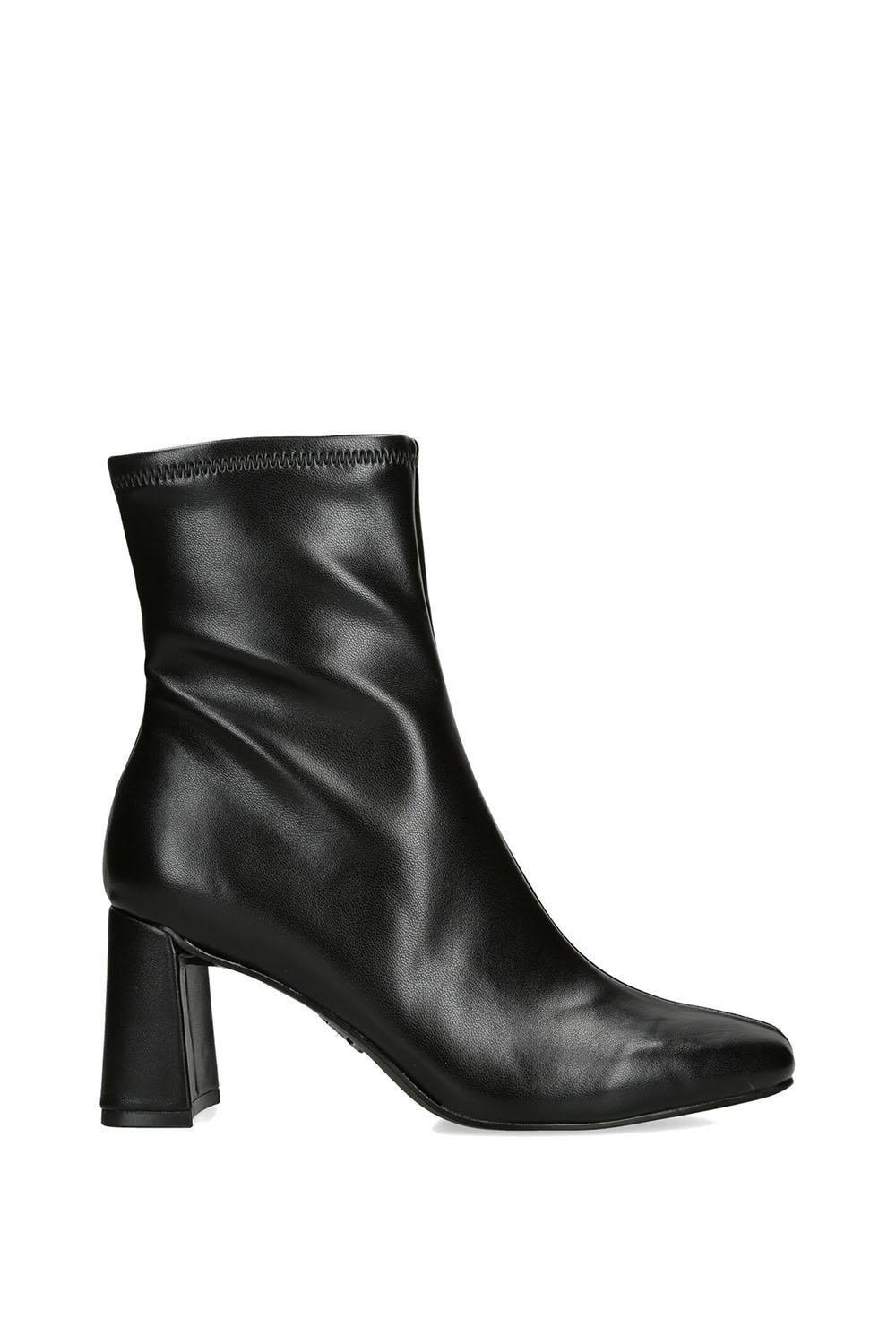 'Hurst Black' Leather Boots by STEVE MADDEN